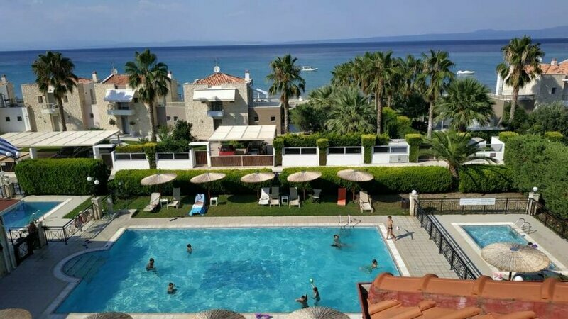 GOLDEN RESIDENCE FAMILY RESORT