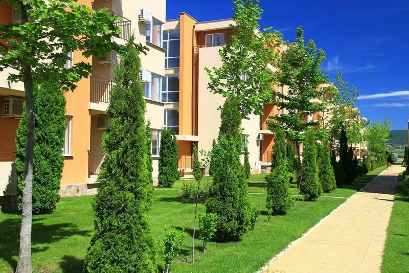 HOLIDAY FORT GOLF CLUB