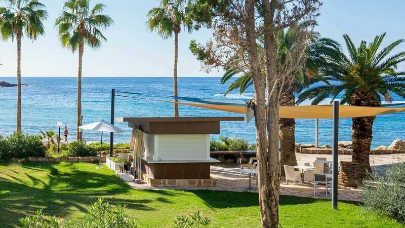 CORAL BEACH HOTEL & RESORT